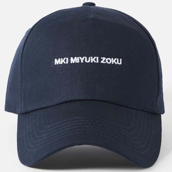 mki curved peak baseball cap